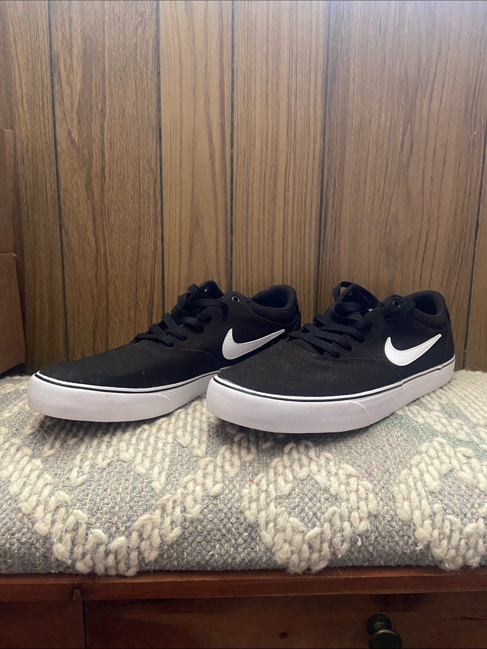 Nike Men’s Black and White Canvas Sneakers
